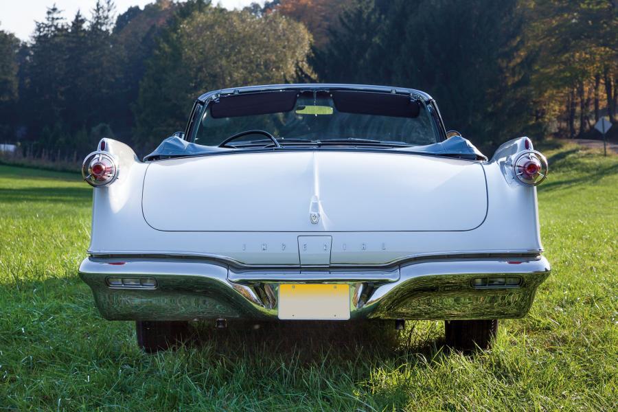  Imperial Crown Convertible (PY1-M 925) 1960 года  (фото 7 из 20)